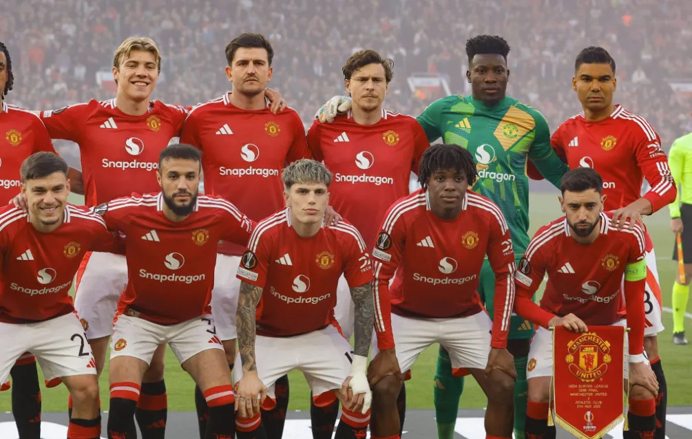 Manchester United: The Challenge to Reclaim the Throne